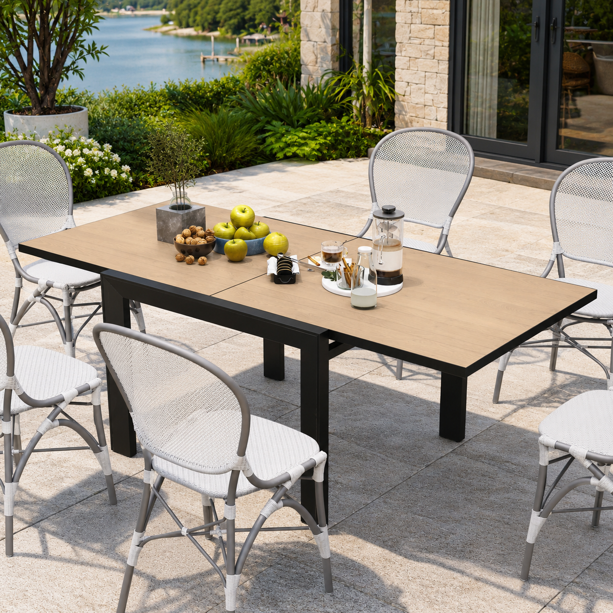 35.5"-71" Expandable Aluminum Outdoor Dining Table for 4-6 People