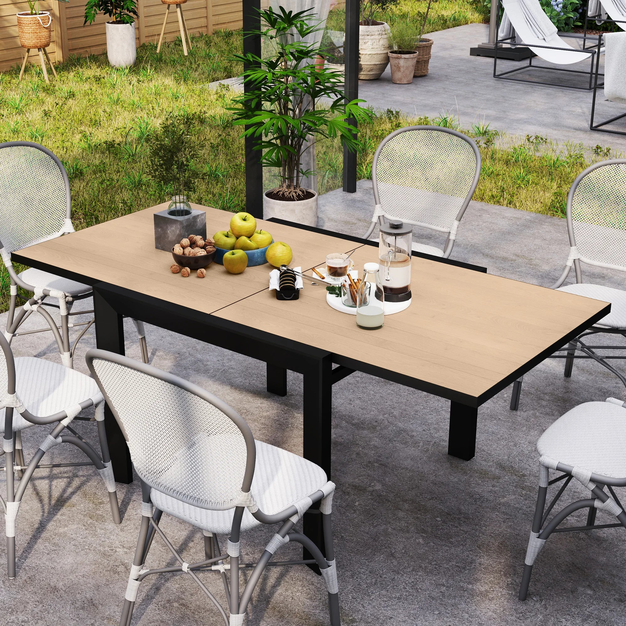35.5"-71" Expandable Aluminum Outdoor Dining Table for 4-6 People